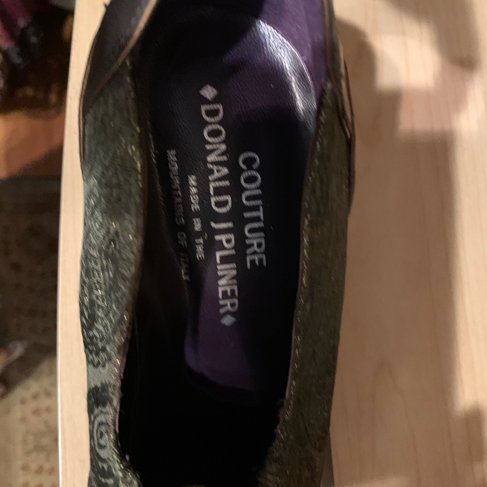 Donald J Pliner Couture Shoes size 10 - Picture 8 of 9